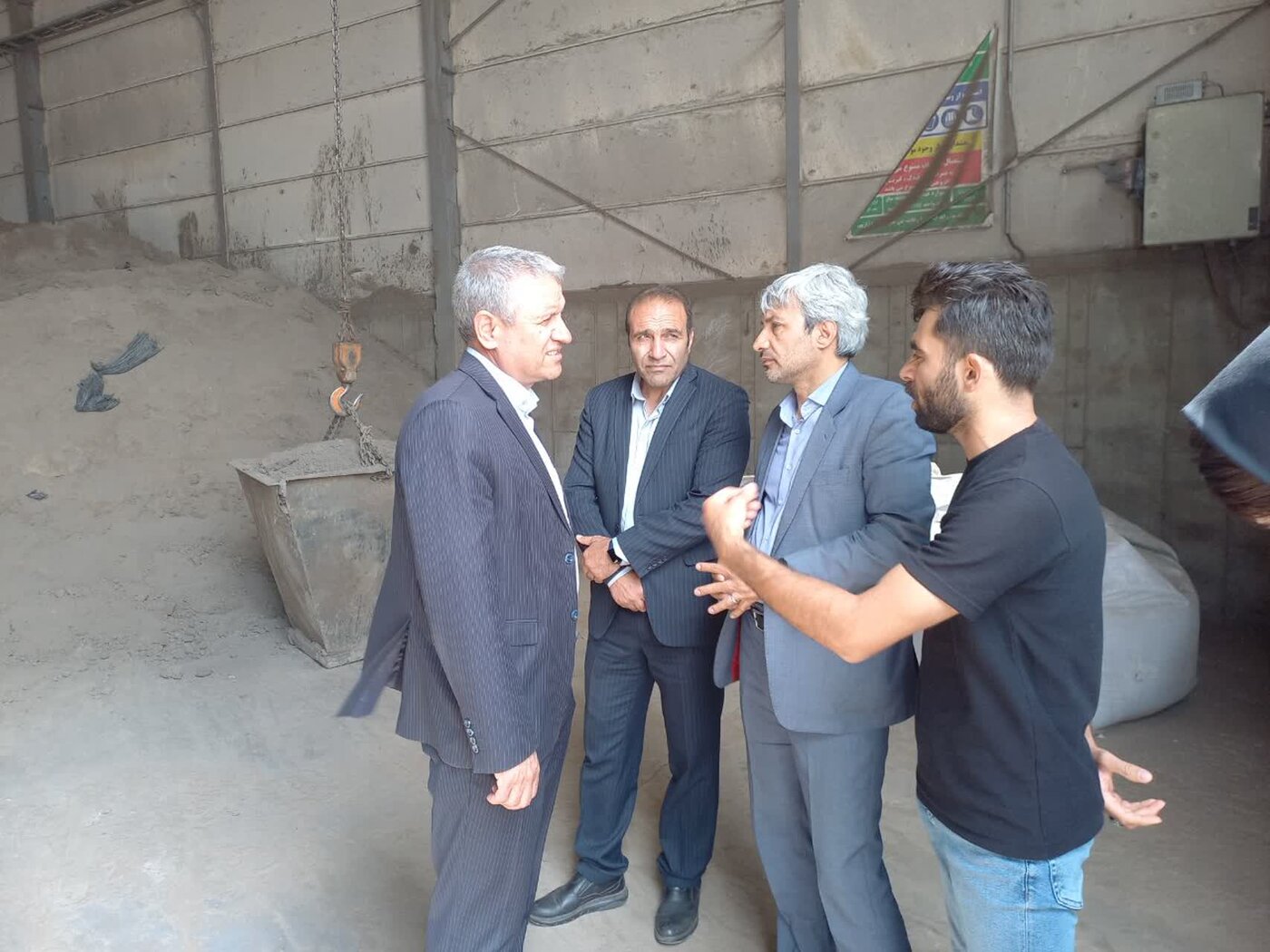 بازدید از واحدهای تولیدی و صنعتی با سرمایه گذاری خارجی