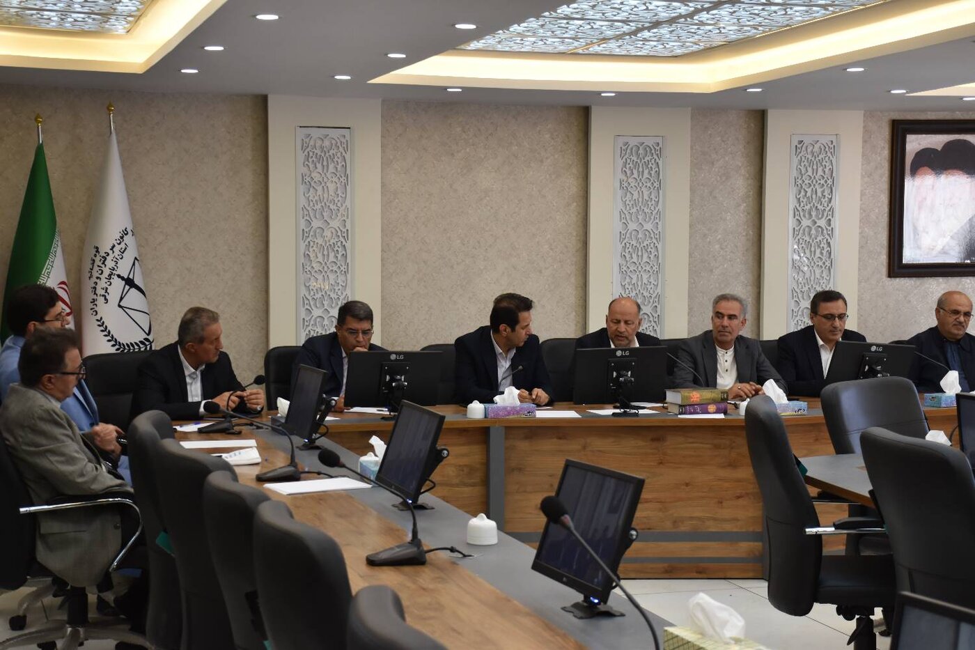 احصا و اصلاح قوانین مخل کسب و کار توسط اداره کل امور اقتصادی و دارایی استان