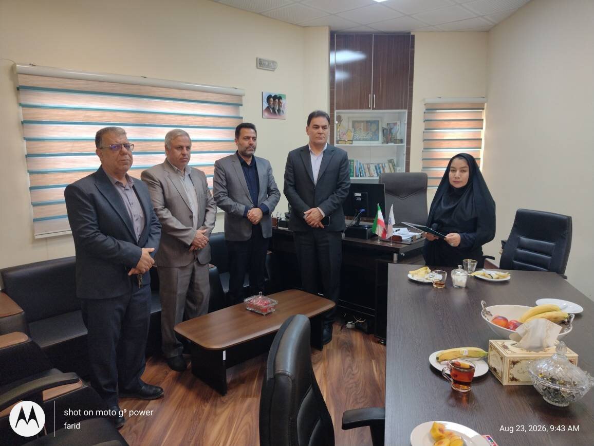 پرستو یاری ذیحساب اداره‌کل کتابخانه‌های عمومی ایلام شد