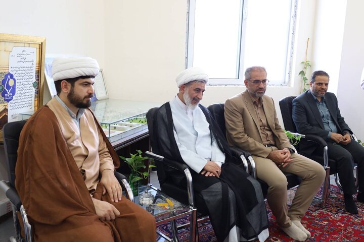 بازدید مدیرکل امور اقتصادی و دارایی خراسان رضوی از مجتمع تربیتی آموزشی حضرت مهدی (عج)