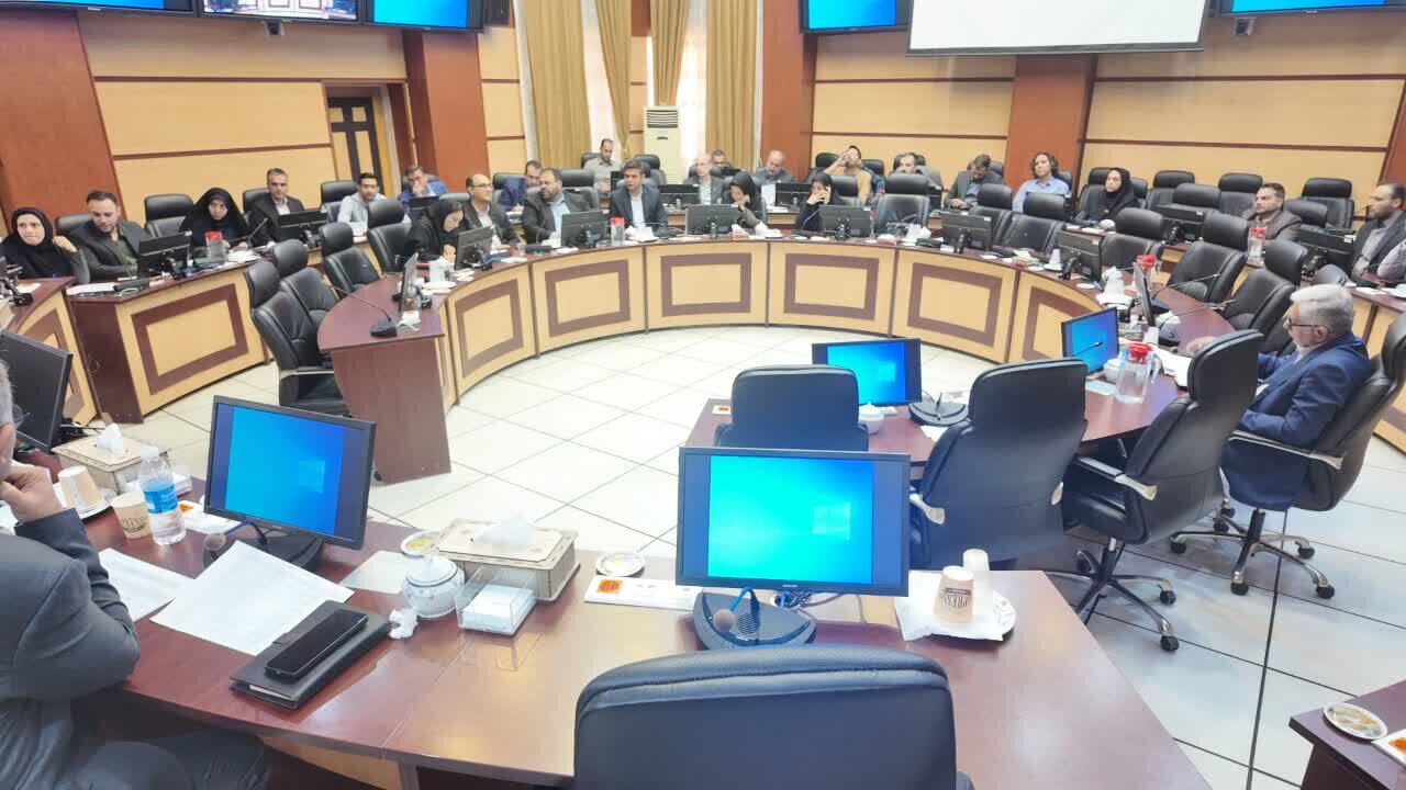 کم‌کاری برخی دستگاه‌ها در جذب منابع تخصیص یافته به استان پذیرفتنی نیست