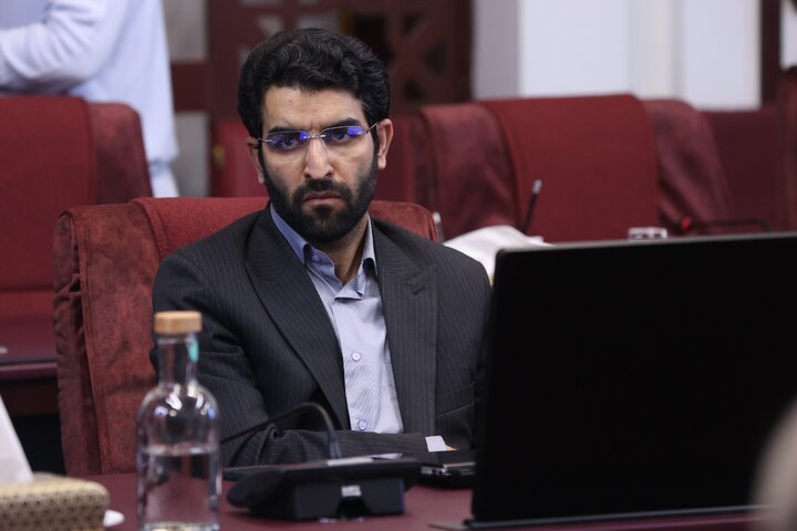 پنجمین نشست هم اندیشی وزیر اقتصاد با اقتصاددانان