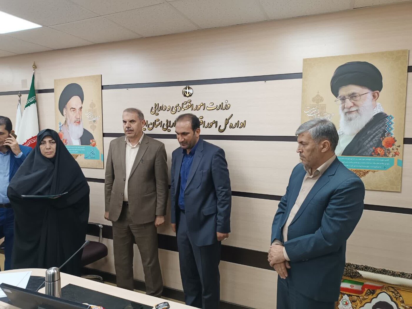 ۳۲ درصد کارکنان اقتصاد و دارایی ایلام از خانواده ایثارگران هستند