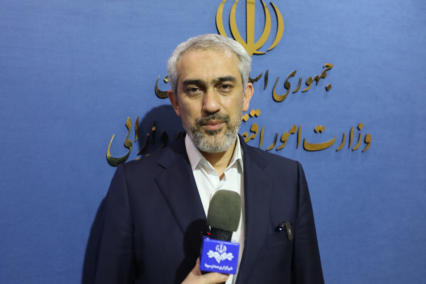 گزارش صدا و سیما از نشست مجمع نمایندگان استان تهران با وزیر اقتصاد