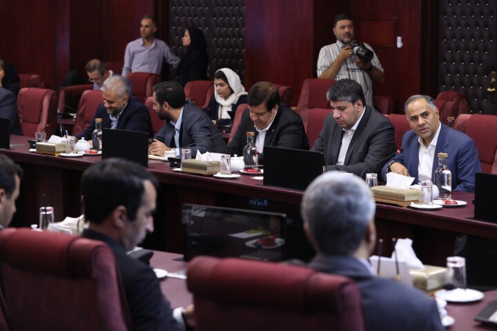 آیین امضای تفاهم‌نامه بازسازی زیرساخت‌های فناورانه چهار دانشگاه آسیب‌دیده از جنگ