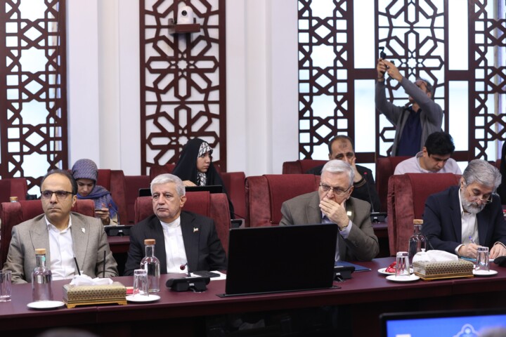 آیین امضای تفاهم‌نامه بازسازی زیرساخت‌های فناورانه چهار دانشگاه آسیب‌دیده از جنگ