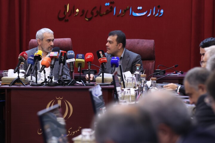 آیین امضای تفاهم‌نامه بازسازی زیرساخت‌های فناورانه چهار دانشگاه آسیب‌دیده از جنگ