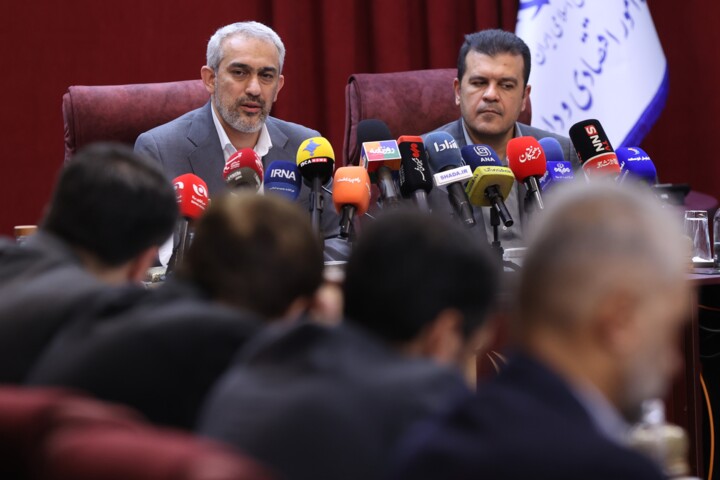 آیین امضای تفاهم‌نامه بازسازی زیرساخت‌های فناورانه چهار دانشگاه آسیب‌دیده از جنگ