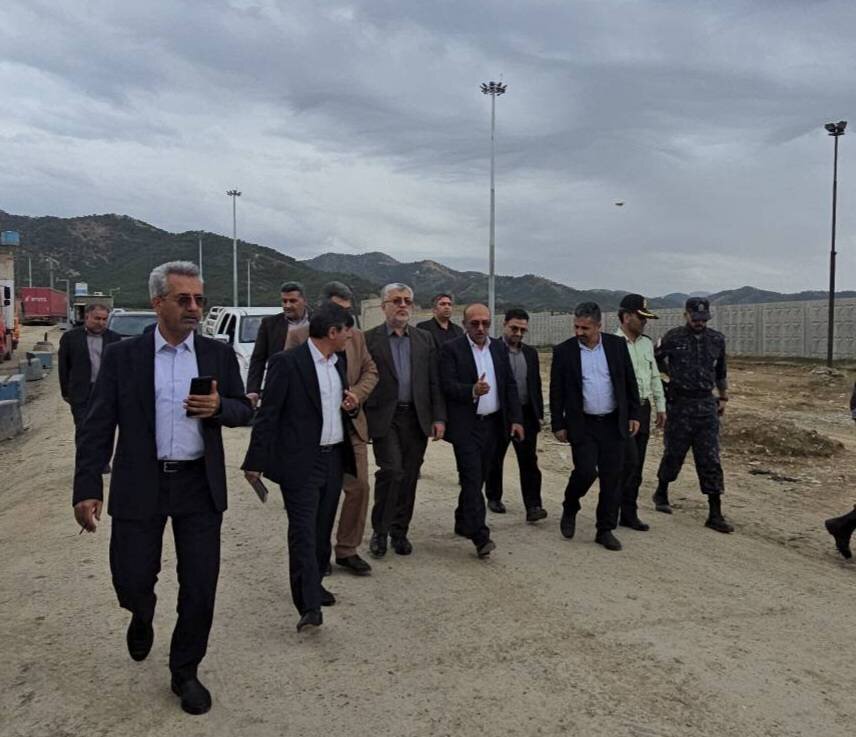 مصوبات جدید برای روان‌سازی مرزهای تجاری/ عسگری: مرز محل گذر است نه توقف کالا