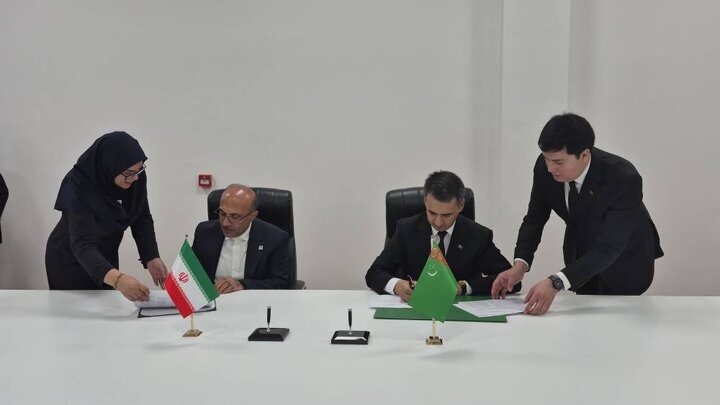 امضای سند برنامه همکاری مشترک بین گمرکات ایران و ترکمنستان در نشست هیأت‌های بلندپایه گمرکی میان دو کشور 