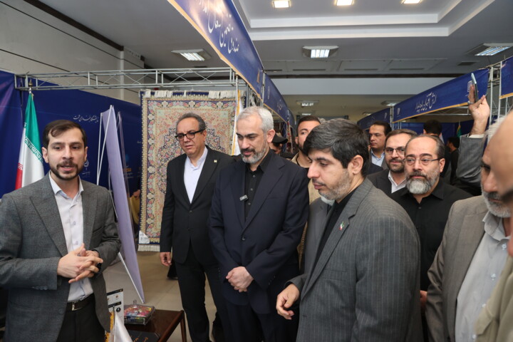 بازدید وزیر اقتصاد از نمایشگاه"بلندای همت"