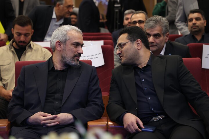 همایش تجلیل از یاوران اشتغال و خودکفایی