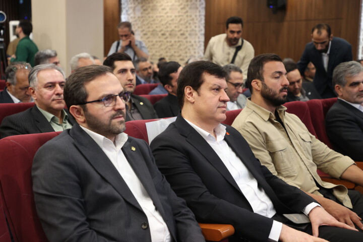 همایش تجلیل از یاوران اشتغال و خودکفایی