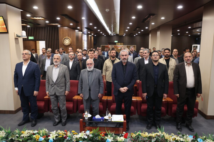همایش تجلیل از یاوران اشتغال و خودکفایی