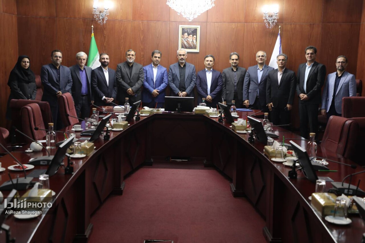 آیین تودیع و معارفه مدیرعامل صندوق بازنشستگی بانکها