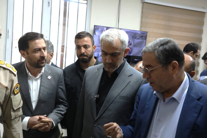 ورود وزیر اقتصاد به ماکو و بازدید ازبازارچه مرزی ساری سو