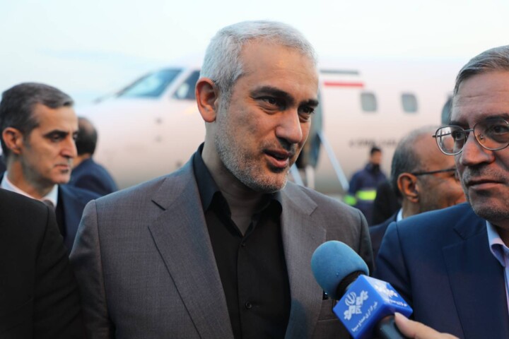 ورود وزیر اقتصاد به ماکو و بازدید ازبازارچه مرزی ساری سو