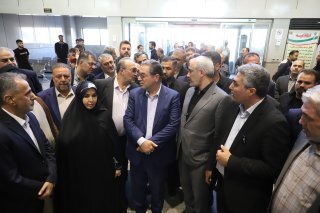 وزیر اقتصاد از پایانه مرزی سرور بازدید کرد.