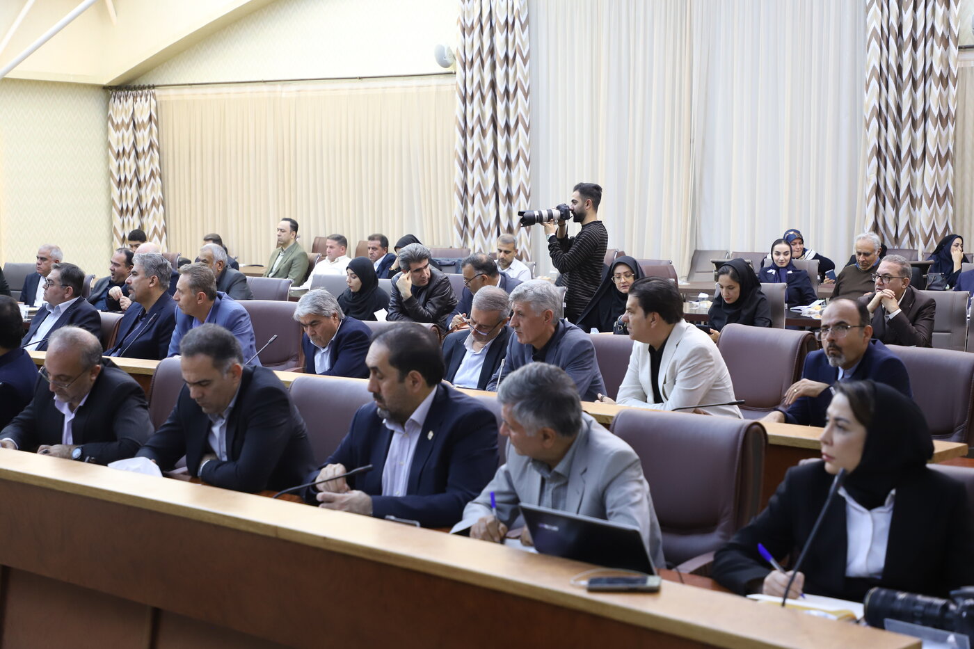 وزیر اقتصاد؛
برنامه جدید بورس برای تسریع تأمین مالی بنگاه‌ها از طریق اوراق گام ارائه می‌شود
