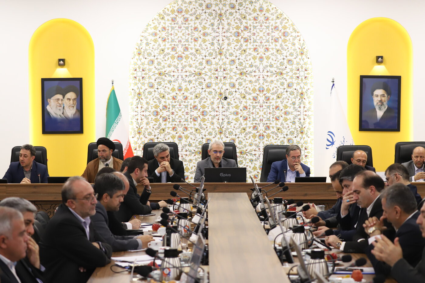 در جلسه شورای هماهنگی دستگاه‌های تابعه وزارت اقتصاد در آذربایجان غربی مطرح شد؛
پیشنهاد وزیر اقتصاد برای تشکیل کارگروه استانی نوسازی