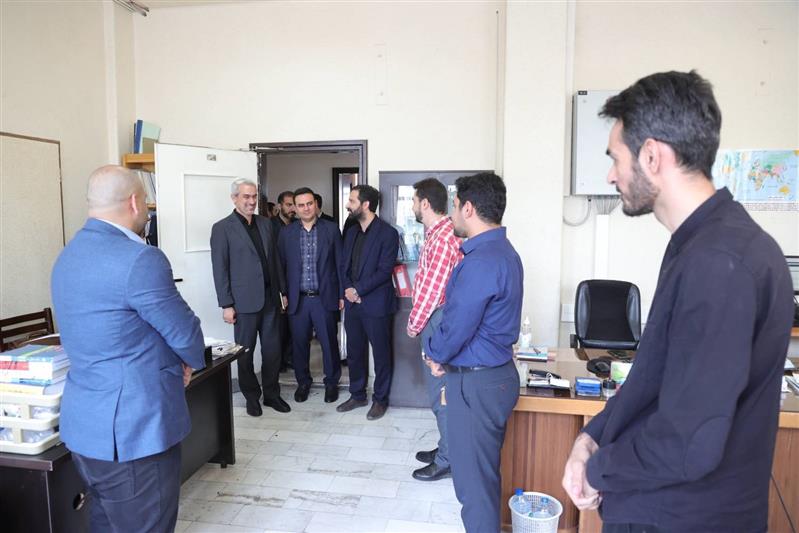 وزیر اقتصاد از معاونت سیاست‌گذاری و راهبری اقتصادی بازدید كرد