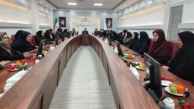 از بانوان شاغل در اداره‌كل امور اقتصادی و دارایی آذربایجان‌غربی تجلیل شد