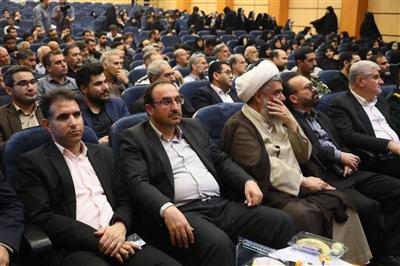 تجلیل از خادمین نماز جمعه همدان