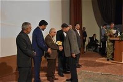 تقدیر از برگزیدگان میز خدمت بسیج ادارات و وزارتخانه ها
