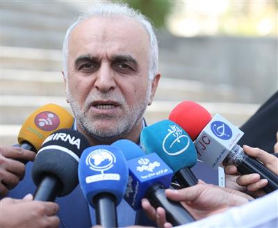 وزیر اقتصاد در حاشیه جلسه با اعضای كمیسیون اقتصادی مجلس: حدود ۱۰۰ هزار میلیارد تومان از دارایی های دولت در سال جاری آماده واگذاری به بخش خصوصی است