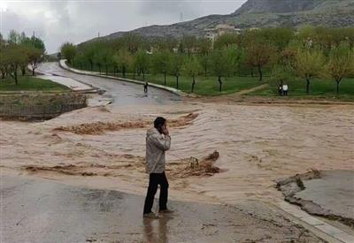 پرداخت ۹۳۰ میلیارد ریال تسهیلات بانك مسكن به سیل زدگان مونسون در سال ۱۴۰۳