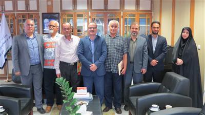 مدیركل امور اقتصادی و دارایی گیلان از آزادگان شاغل و بازنشسته تقدیر كرد