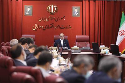 مدیران استانی وزارت اقتصادنخستین گزارشگران فساد باشند/ ایجاد گروه نظارت بر بانك‌ها و بیمه‌ها در ۷ استان/ به مدیریت استعداد و جانشین پروری توجه ویژه شود