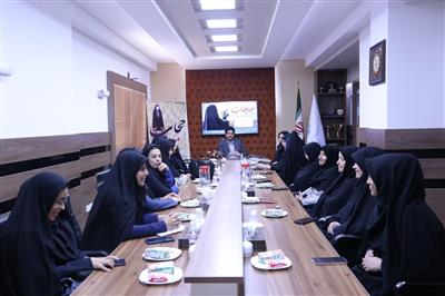 بانوان شاغل در اداره كل اقتصاد و دارایی یزد تجلیل شدند