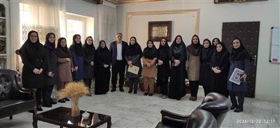 آیین تجلیل از بانوان اداره‌كل امور اقتصادی و دارایی لرستان به مناسبت ولادت حضرت زهرا (س) و روز زن