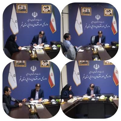 حضور پزشك متخصص داخلی در اداره كل و بررسی نتایج آزمایش های چكاپ سلامتی همكاران