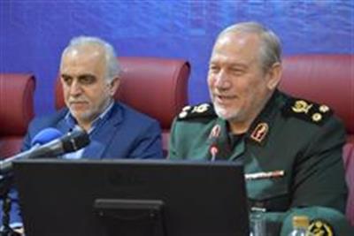 تاكید بر الگو برداری از سیاست های اقتصادی نظام در دوران دفاع مقدس برای مقابله با تحریم های اقتصادی آمریكا/ توجه به این نكته كه جنگ تحمیلی با ابزار نظامی شروع شد و در نهایت دشمن قصد داشت آن را با جنگ اقتصادی پایان دهد اما ناكام ماند/ خاطرات و تجربیات ایام دفاع مقدس، باید مكتوب و مستند شده و از آنها الگوهای توسعه ای استخراج شود