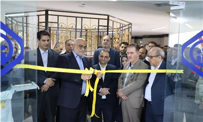 مشاركت بانك رفاه كارگران در تجهیز مراكز بهداشتی و درمانی استان خوزستان