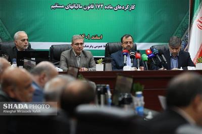 وزیر اقتصاد اعلام كرد؛ اعطای اختیارات ویژه به بانك مركزی برای مداخله در بازار ارز