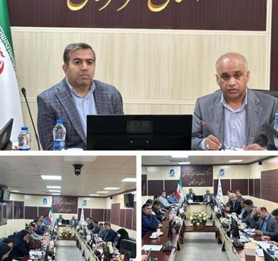 بررسی تبصره‌های بودجه ۱۴۰۴، سامانه نان و تأكید بر مولدسازی دارایی‌های دولت با حضور مدیركل امور اقتصادی و دارایی هرمزگان