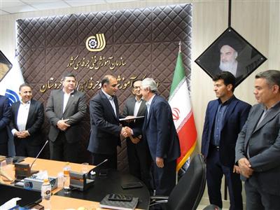 طی حكمی از سوی سید رحمت الله اكرامی خزانه دار كل كشور و بنابر پیشنهاد اداره كل امور اقتصادی ودارایی استان ؛   آقای  محمد علی جعفری به عنوان ذیحساب  اداره كل آموزش فنی وحرفه ایی  استان كردستان  معرفی شد.