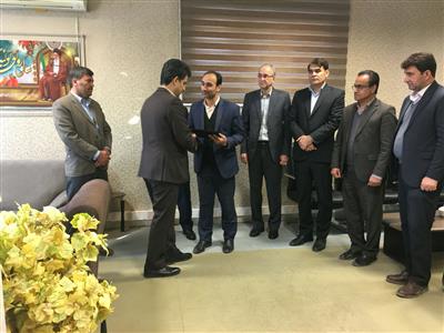 اهدای حكم معاون ذیحسابی به سعید احمدی