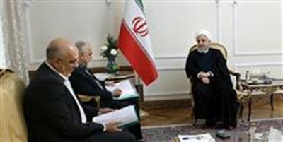 دریافت بدون تبعیض مالیات از سهم درآمد، باعث رضایت مردم می شود/ مراقبت از بنگاه‌ها و كسب و كارهای كوچك ضروری است و باید به گونه ای عمل شود كه این مجموعه ها تحت فشار مالیاتی قرار نگیرند و همزمان لازم است به گونه‌ای برنامه‌ریزی شود كه بنگاه‌های بزرگ فرار مالیاتی نداشته باشند/ هدف‌گذاری سازمان مالیاتی باید اجرای كامل قانون و محاسبه مالیات از طریق الكترونیكی و با روش های هوشمند و كاستن از دخالت های مامورین باشد / در ابتدای این جلسه نیز وزیر امور اقتصادی و دارایی، گزارشی را از عملكرد نظام مالیاتی ، چالش‌ها و فرصت های این حوزه ارائه كرد