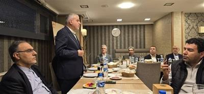 وزیر میراث‌فرهنگی، گردشگری و صنایع‌دستی در دیدار با ایرانیان مقیم تركیه: ایران با جذب سرمایه‌های خارجی، به قطب گردشگری خاورمیانه تبدیل خواهد شد