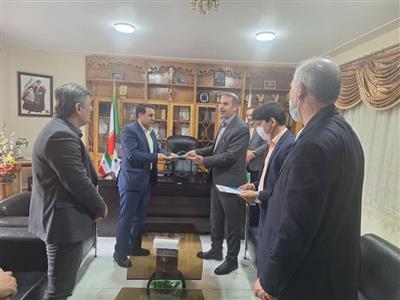 تقدیر از رئیس امور شعب بانك كشاورزی به خاطر عملكرد درخشان در تبصره 18