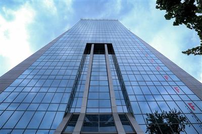 بازدید رئیس و اعضای كمیسیون اصل ۹۰ مجلس از سازمان بورس و اوراق بهادار