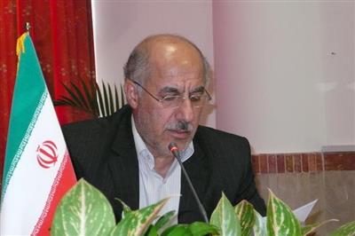 باید با ارائه تسهیلات كم بهره به كشاورزان درجهت نوسازی ماشین آلات كشاورزی اقدام كنیم.