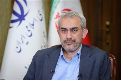 وزیر اقتصاد همراه رئیس جمهور عازم چین شد/ تمركز بر تقویت همكاری‌های اقتصادی و مقابله با یكجانبه‌گرایی