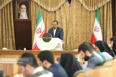 بورس در حال طی كردن مسیر خود است