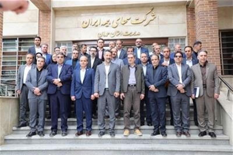 توسعه صنعت بیمه غیر از همكاری میان شركت‌های بیمه، شبكه فروش و نهاد ناظر و تقسیم كار بین آنان راهكاری ندارد