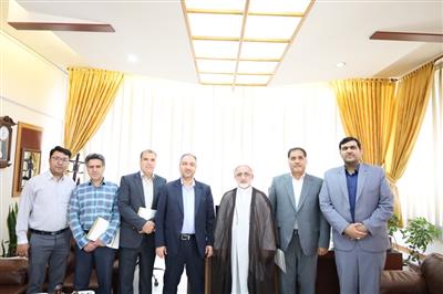 نگاه ایثارگری موجب حفظ نظام در برابر حوادث بوده است